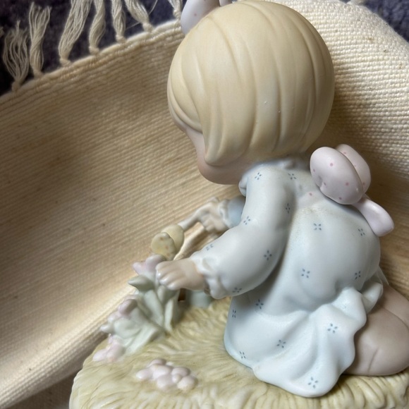 Precious Moments - Picture 4 of 5